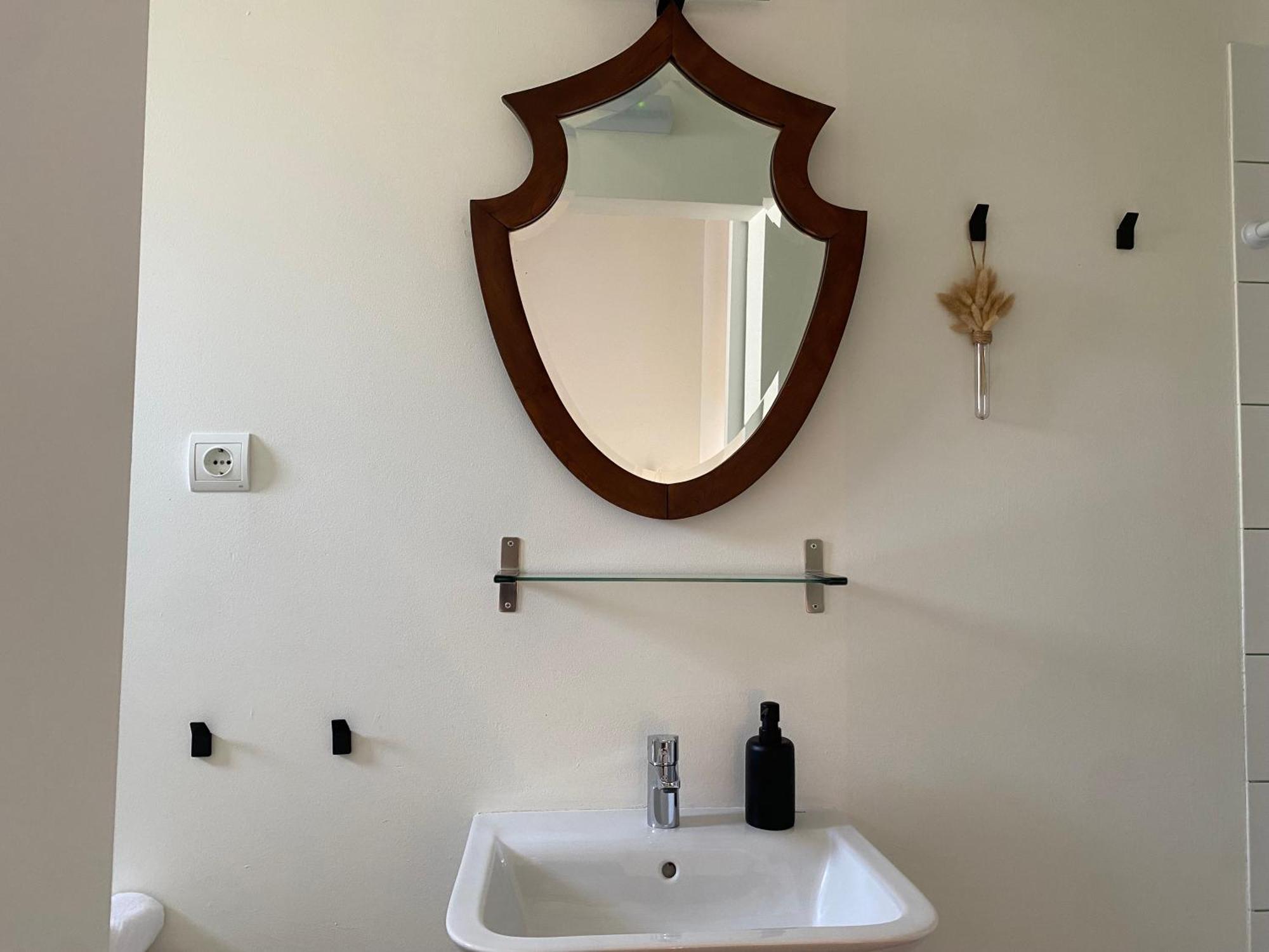 Les Filles Hotel Делтебре Екстериор снимка