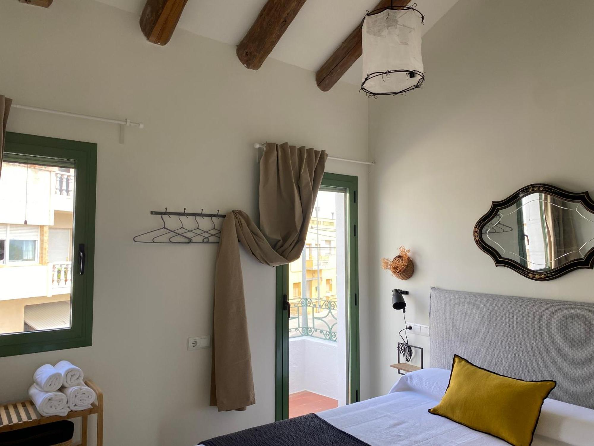 Les Filles Hotel Делтебре Екстериор снимка