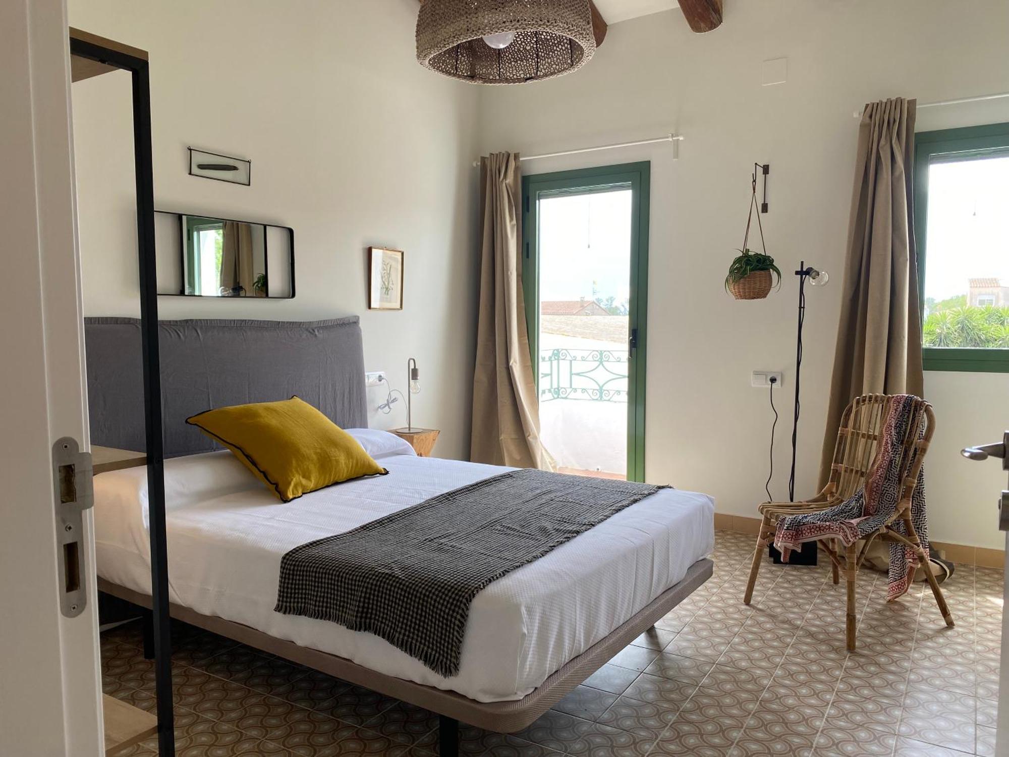 Les Filles Hotel Делтебре Екстериор снимка