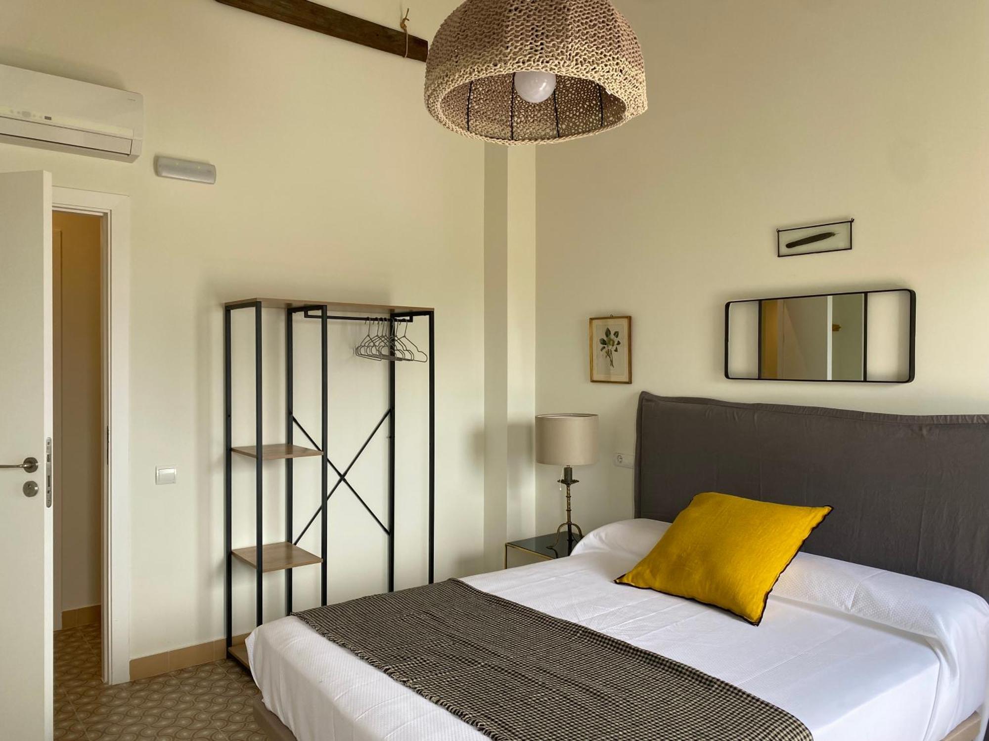 Les Filles Hotel Делтебре Екстериор снимка