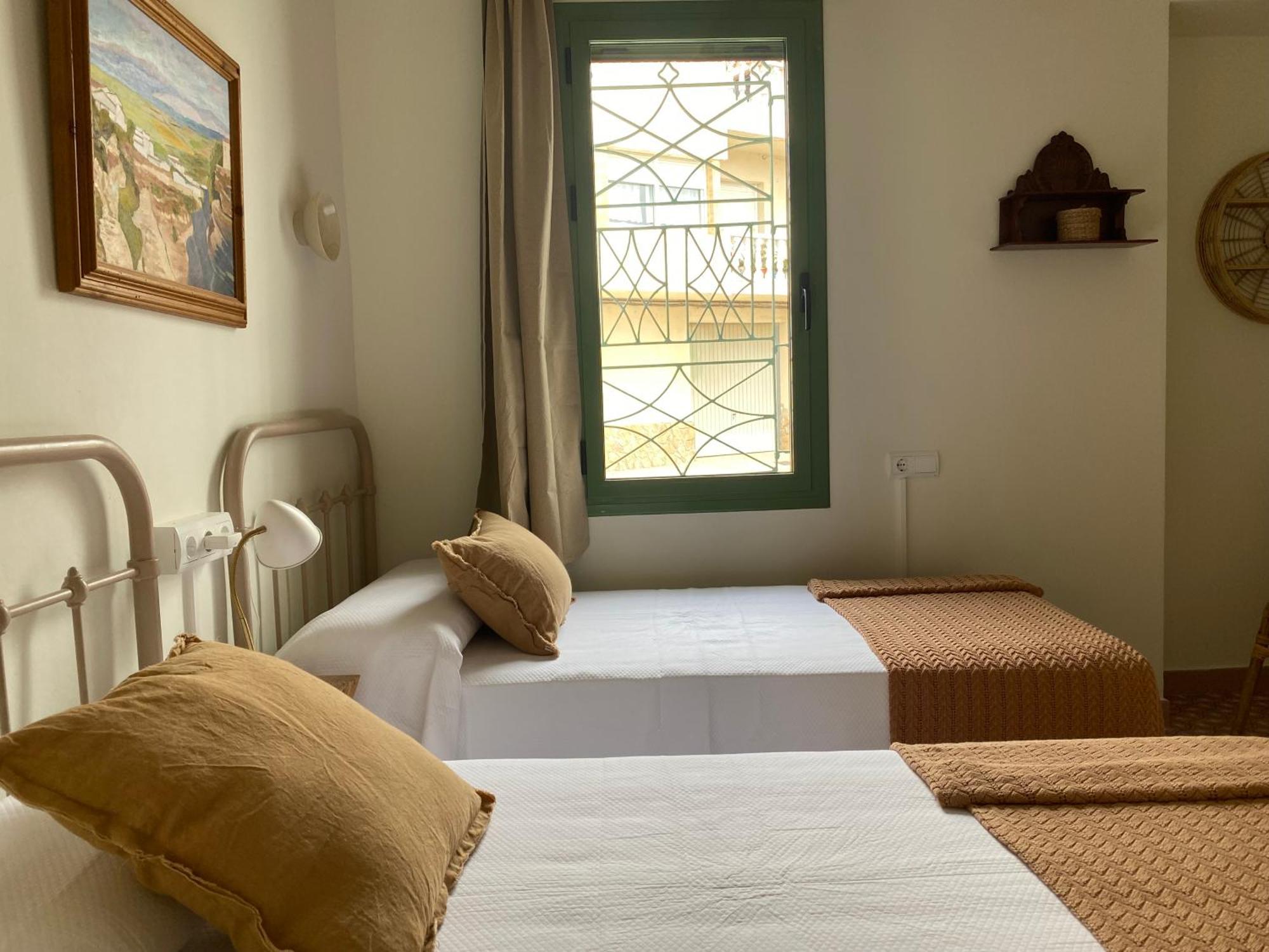 Les Filles Hotel Делтебре Екстериор снимка
